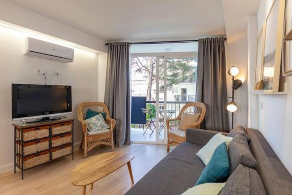 Playa Carihuela By Hdc Apartments 托雷莫利诺斯 外观 照片
